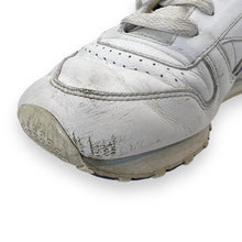 Load image into Gallery viewer, REEBOK Classics White Purple Sneakers Shoes Trainers