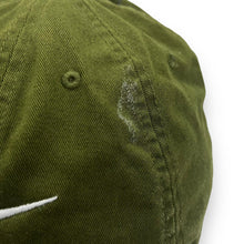 Load image into Gallery viewer, NIKE Heritage 86 Classic Essential Embroidered Mini Swoosh Logo Baseball Cap