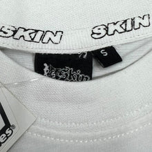 Load image into Gallery viewer, Early 00's SKIN INDUSTRIES Gothic Biker Tattoo Y2K Logo Spellout Graphic T-Shirt