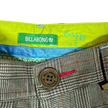 Load image into Gallery viewer, Early 00's BILLABONG Plaid Check Surfer Skater Bead Chain Loose Fit Trousers