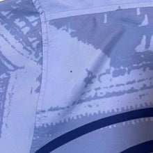 Load image into Gallery viewer, Early 00's Dognose Manga Anime Samurai Y2K Graphic Blue Short Sleeve Shirt