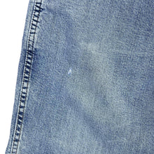 Load image into Gallery viewer, WRANGLER "Texas Stretch" Classic Blue Denim Straight Leg Jeans