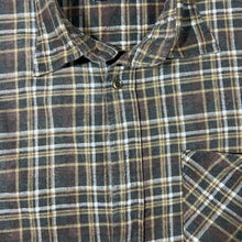 Load image into Gallery viewer, Vintage Basic Concept Brown Grey White Plaid Check Long Sleeve Cotton Flannel Shirt