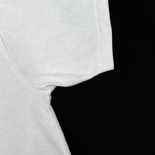 Load image into Gallery viewer, Early 00’s NO FEAR “So-Cal” Skater y2k Logo Spellout Graphic T-Shirt