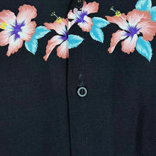 Load image into Gallery viewer, Vintage 80's TROPICAL BREEZE California Hawaiian Floral Patterned Rayon Open Collar Shirt