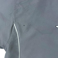 Load image into Gallery viewer, Early 00's Identic "Tribal Agency" Y2K Gothic Graphic Grey Short Sleeve Shirt