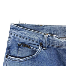 Load image into Gallery viewer, WRANGLER "Texas Stretch" Classic Blue Denim Straight Leg Jeans