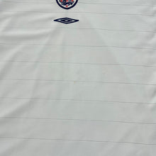 Load image into Gallery viewer, Vintage UMBRO ENGLAND 2003/2005 Football Embroidered Emblem Reversible Football Shirt Jersey