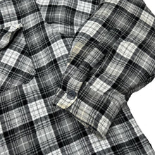 Load image into Gallery viewer, Early 00's WATSON'S Lumberjack Plaid Check Lightly Padded Flannel Over Shirt