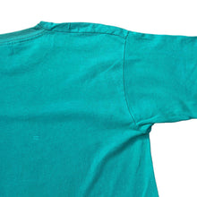 Load image into Gallery viewer, Vintage 90's VIRGINIA BEACH "Virginia" Souvenir Spellout Graphic Single Stitch T-Shirt