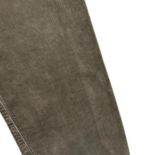 Load image into Gallery viewer, LEVI'S 751 Classic Brown Corduroy Cord Straight Leg Trousers