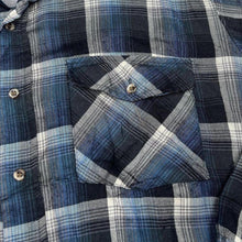 Load image into Gallery viewer, Early 00’s Van Heusen “Winterweights” Tartan Plaid Check Long Sleeve Flannel Shirt