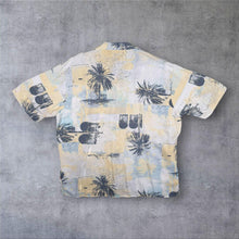 Load image into Gallery viewer, Vintage McKay Hawaiian Tropical Pattern Multi Colour Short Sleeve Shirt