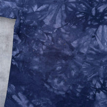 Load image into Gallery viewer, Vintage Back To Earth "Florida" Wolf Animal Wildlife Blue Tie Dye Cotton T-Shirt