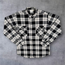 Load image into Gallery viewer, Black White Plaid Flannel Shirt Double Pocket Check Grunge Workwear S M