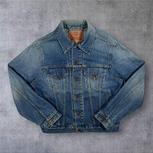 Load image into Gallery viewer, Levis 70525 Classic Trucker Denim Jacket Mens M Blue Stonewash Red Tab Cotton