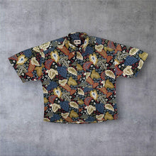 Load image into Gallery viewer, Vintage J.T. Beckett Hawaiian Floral Pattern Multi Colour Short Sleeve Shirt