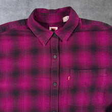 Load image into Gallery viewer, Levi's Red Tab Burgundy Maroon Black Plaid Check Long Sleeve Cotton Flannel Shirt