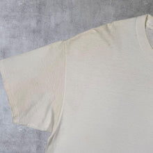Load image into Gallery viewer, Early 00's Hard Rock Cafe "Las Vegas" Tourist Logo Spellout Graphic White T-Shirt