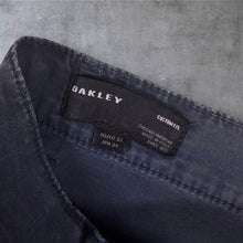 Load image into Gallery viewer, Oakley Custom Fit Trousers W33 Made In Italy Washed Faded Navy Y2K