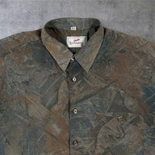 Load image into Gallery viewer, Vintage 90's Studio Leonardo Crazy Abstract Patterned Short Sleeve Shirt