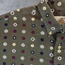 Load image into Gallery viewer, Vintage Natural Issue Khaki Green Patterned Long Sleeve Button-Up Cotton Shirt