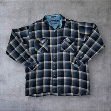 Load image into Gallery viewer, Early 00’s Van Heusen “Winterweights” Tartan Plaid Check Long Sleeve Flannel Shirt