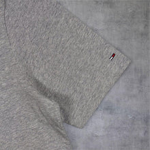 Load image into Gallery viewer, Tommy Hilfiger Denim "NY" Felt Graphic Grey Cotton Short Sleeve T-Shirt