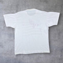 Load image into Gallery viewer, Vintage 90's America Souvenir Flag Spellout Graphic White Single Stitch T-Shirt