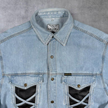 Load image into Gallery viewer, Vintage Arizona Cowboy Western Lace Panel Blue Denim Long Sleeve Popper Shirt