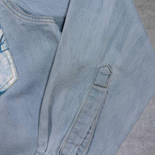 Load image into Gallery viewer, Vintage Hunting Wolf Cowboy Western Blue Denim Long Sleeve Popper Shirt