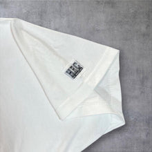 Load image into Gallery viewer, Vintage 90's Hard Rock Cafe "Atlantic City" Souvenir Logo Graphic White T-Shirt