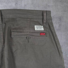 Load image into Gallery viewer, Levi's XX Chino "Slim Taper" Grey Skater Slim Fit Chino Trousers