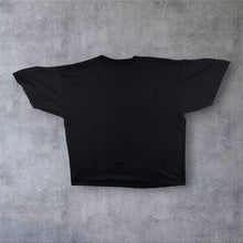 Load image into Gallery viewer, Vintage Hard Rock Cafe "New York" USA Tourist Logo Black Graphic T-Shirt