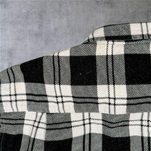 Load image into Gallery viewer, Black White Plaid Flannel Shirt Double Pocket Check Grunge Workwear S M