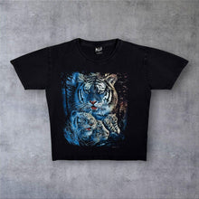 Load image into Gallery viewer, Early 00's Wild Tiger Animal Wildlige Graphic Black Cotton T-Shirt