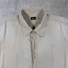 Load image into Gallery viewer, Early 00's Lee Classic Beige Short Sleeve Linen Shirt