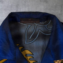Load image into Gallery viewer, Early 00's Dian Dian Tong Goth Y2K Traditional Dragon Graphic Blue Gold Shirt
