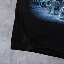 Load image into Gallery viewer, Early 00's Wild Wolf Animal Wildlife Graphic Black Cotton T-Shirt