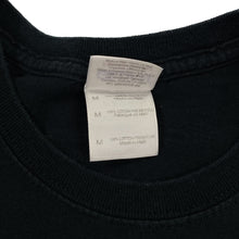 Load image into Gallery viewer, UNHEILIG “Das Open Air 2013” Graphic Spellout Electronic Gothic Rock Band T-Shirt
