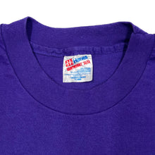 Load image into Gallery viewer, Hanes HANDS UP “Puppet Team” Souvenir Spellout Graphic Single Stitch T-Shirt