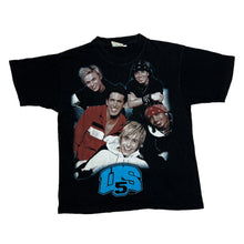 Load image into Gallery viewer, Early 00’s US5 (2005) y2k Pop Music Boy Band Spellout Graphic T-Shirt
