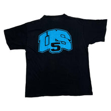 Load image into Gallery viewer, Early 00’s US5 (2005) y2k Pop Music Boy Band Spellout Graphic T-Shirt