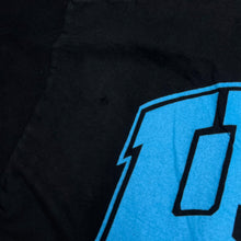 Load image into Gallery viewer, Early 00’s US5 (2005) y2k Pop Music Boy Band Spellout Graphic T-Shirt