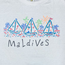 Load image into Gallery viewer, MAURITIUS Souvenir Spellout Graphic Single Stitch T-Shirt