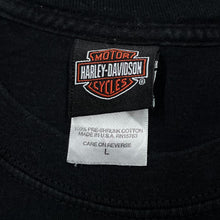 Load image into Gallery viewer, HARLEY DAVIDSON (2009) “Red River” Wichita Falls Texas Biker Spellout Graphic T-Shirt