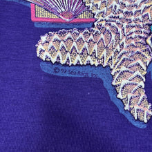 Load image into Gallery viewer, Vintage Hanes (1992) "Florida" Sea Shell Beach Souvenir Graphic Single Stitch T-Shirt
