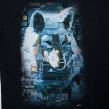 Load image into Gallery viewer, Vintage HARLEQUIN (2001) Wolf Animal Nature Wildlife Graphic T-Shirt