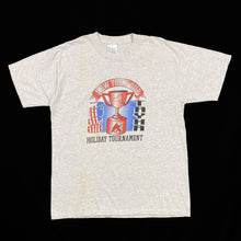 Load image into Gallery viewer, NEW YORK CUP (2000) “Holiday Tournament” Ice Hockey Sports Graphic T-Shirt