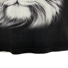 Load image into Gallery viewer, Vintage Hot-Ice Tiger Animal Nature Graphic Black T-Shirt
